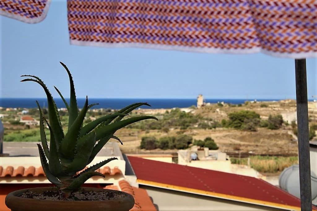 La Terrazza Di Mariel Apartman Pachino Kültér fotó