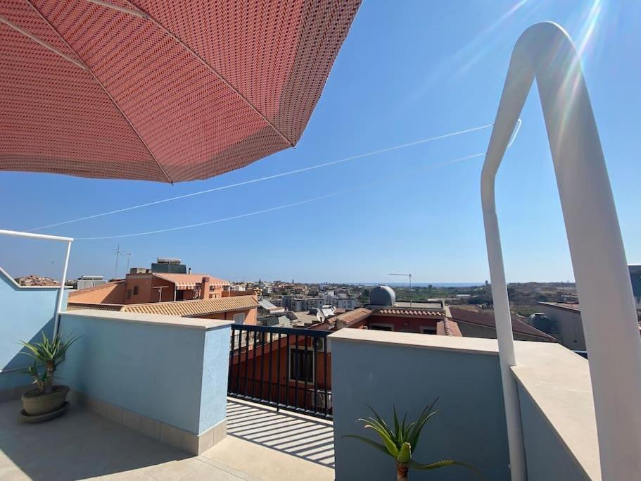 La Terrazza Di Mariel Apartman Pachino Kültér fotó