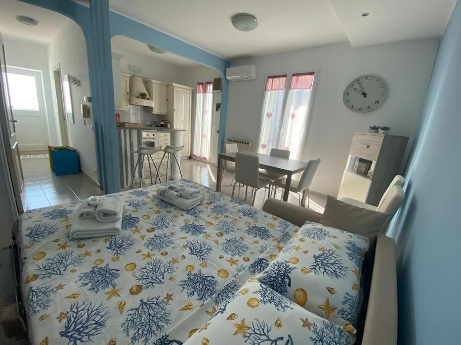 La Terrazza Di Mariel Apartman Pachino Kültér fotó